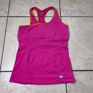 Alo yoga Women’s Workout Mesh Top Size S Pink‎ Slim Fit